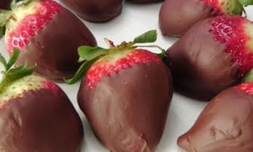 Chocolate Covered Strawberries Recipe | Laura in the Kitchen - Internet Cooking Show