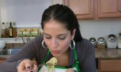 Linguine with Clams and White Wine Sauce Recipe | Laura in the Kitchen - Internet Cooking Show