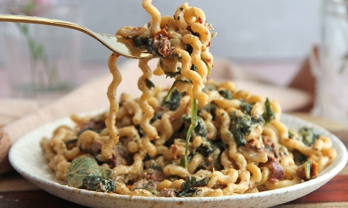 10 Minute Cheesy Pasta