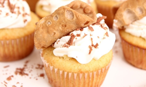 Cannoli Cupcakes