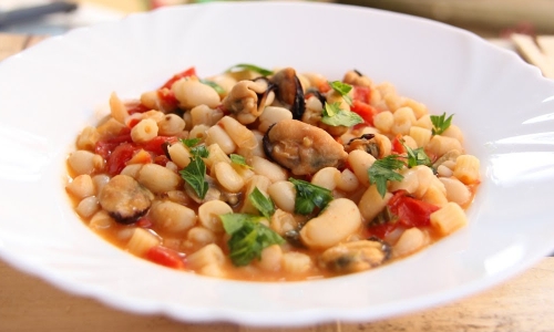 Pasta e Fagioli with Mussels