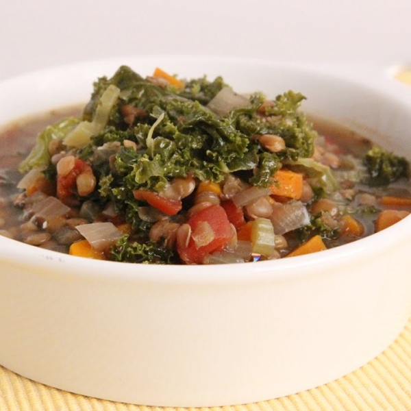 Crockpot Lentil and Kale Soup