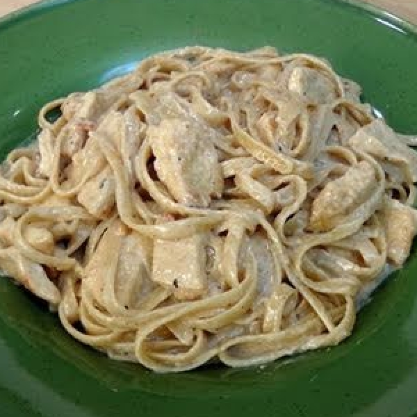 Fettuccine Alfredo with Chicken