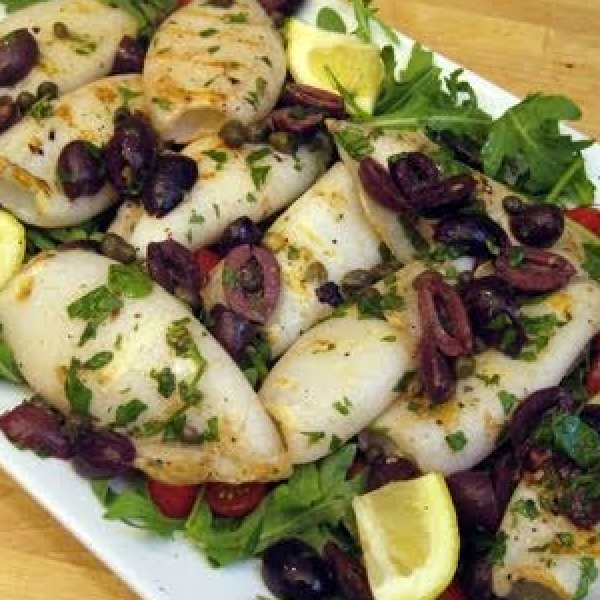 Grilled Calamari Salad