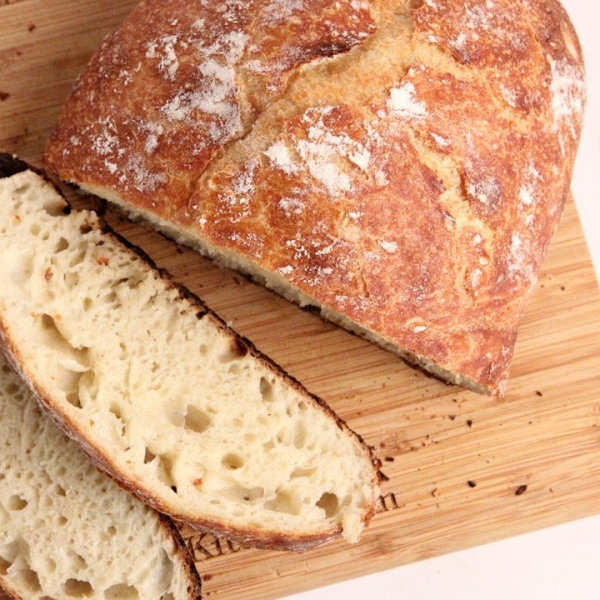 No Knead Rustic Dutch Oven Bread