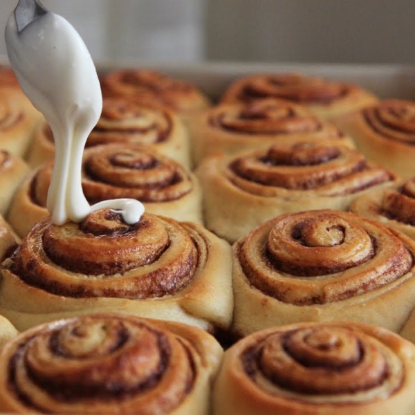 Overnight Cinnamon Rolls