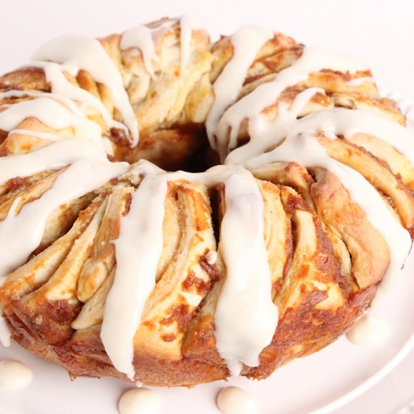 Pumpkin Pull Apart Bread