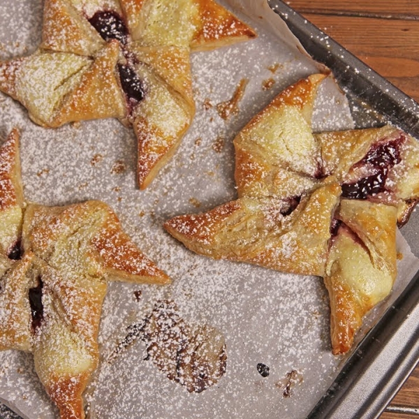 Raspberry Cream Cheese Danishes