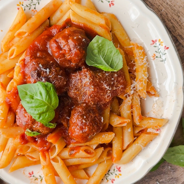 Simple Pasta with Meatballs