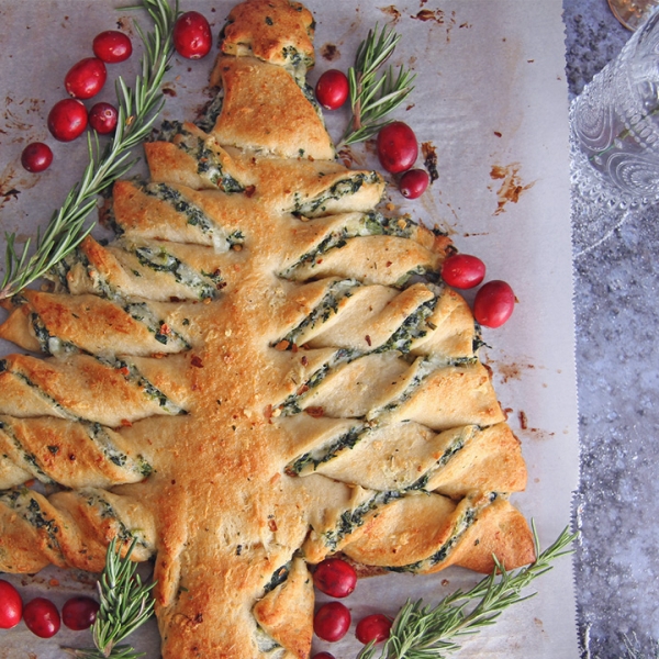 Spinach Dip Christmas Tree