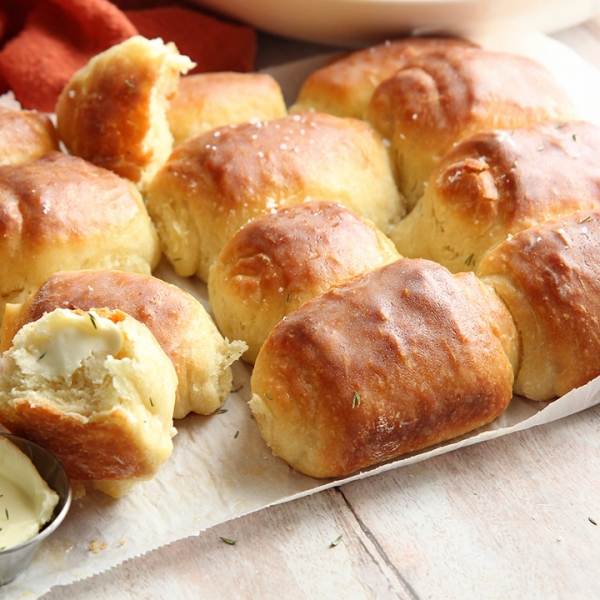 The Best Dinner Rolls